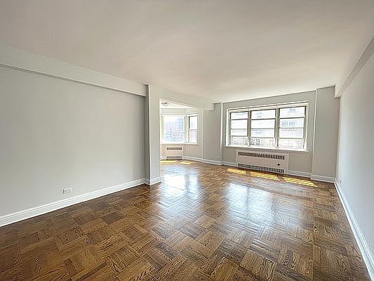 1st image of 41 Park Ave APT 17F