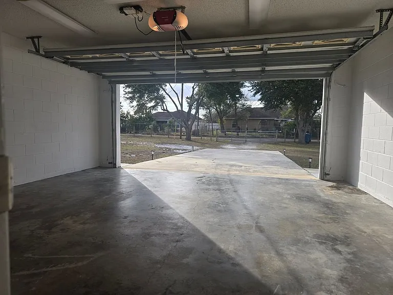 3190 Lori Ct — Photo 20