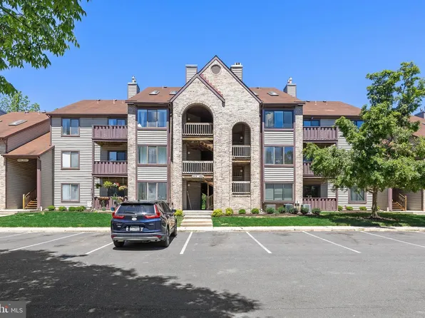 4214 Aberdeen Dr, Mount Laurel, NJ 08054