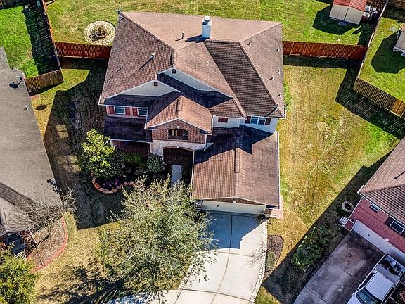 2nd image of 16223 Range Valley Ln