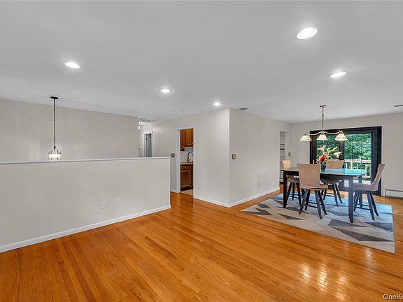 5th image of 124 Northmore Drive