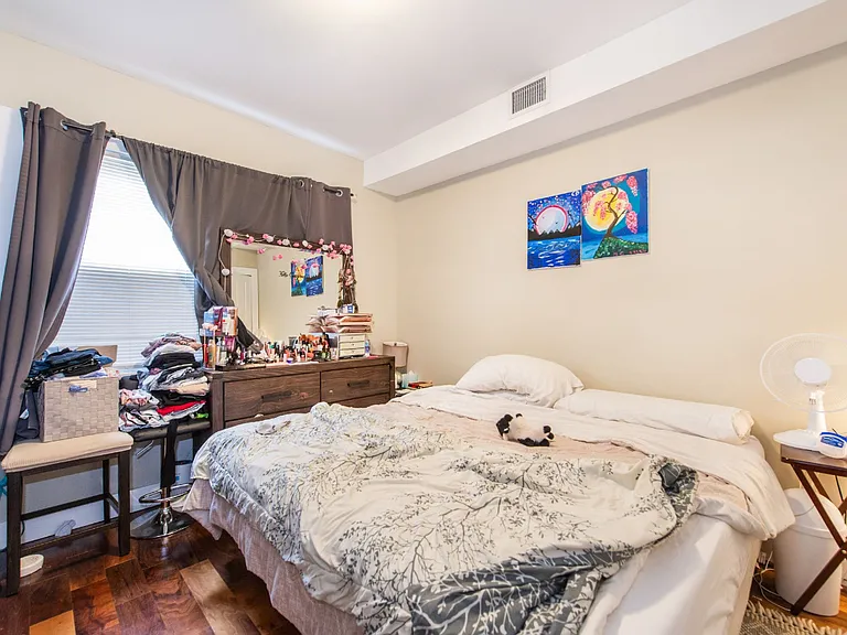 19 Chestnut St — Photo 14