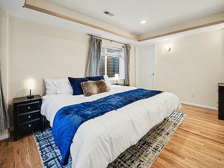 5355 Sage Brush Dr — Photo 2