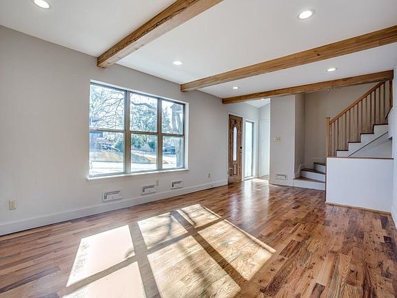 3rd image of 3628 Lynndale Pl