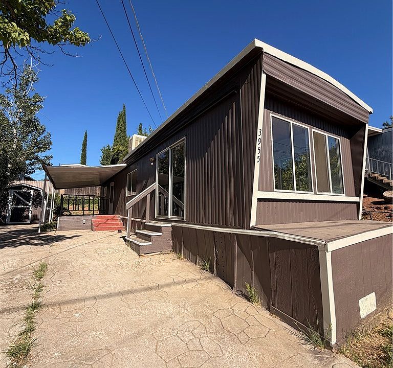 1st image of 3955 Leonore Ave
