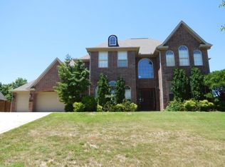 411 NW O St, Bentonville, AR 72712