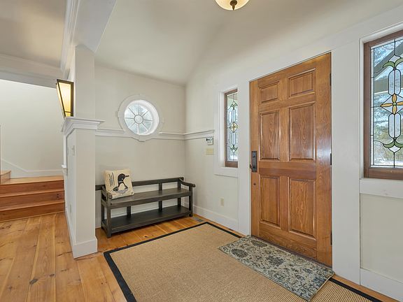 5th image of 126 Leavitt Road