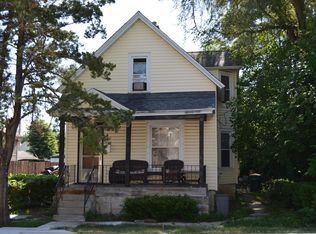 600 Garnsey Ave, Joliet, IL 60432