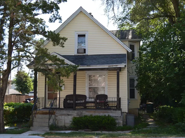 600 Garnsey Ave, Joliet, IL 60432