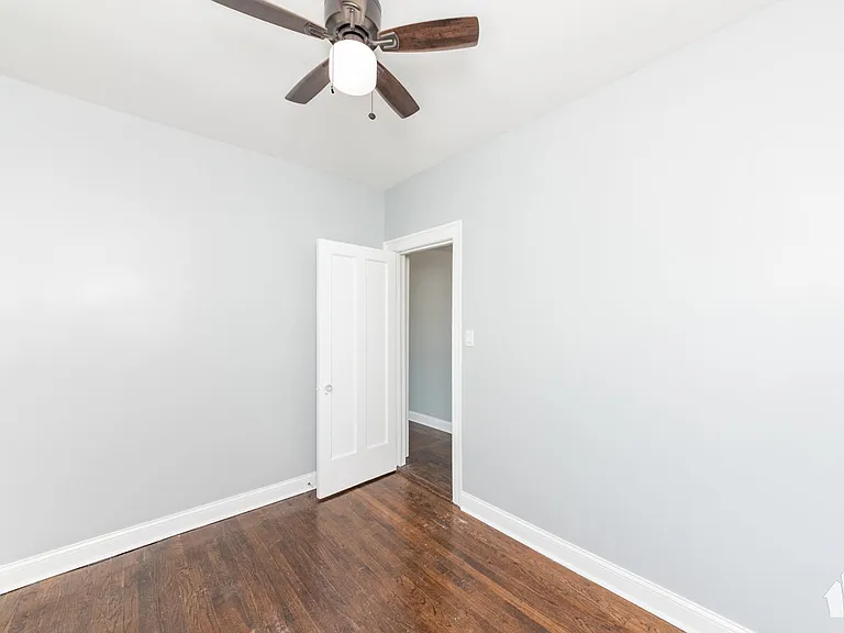 312 Lee St #1 — Photo 4