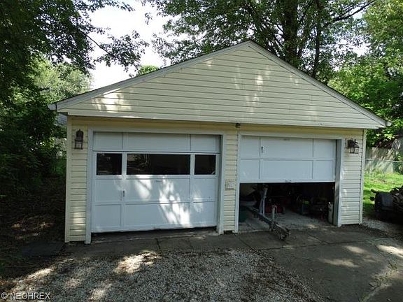 5th image of 1162 Grand Ave