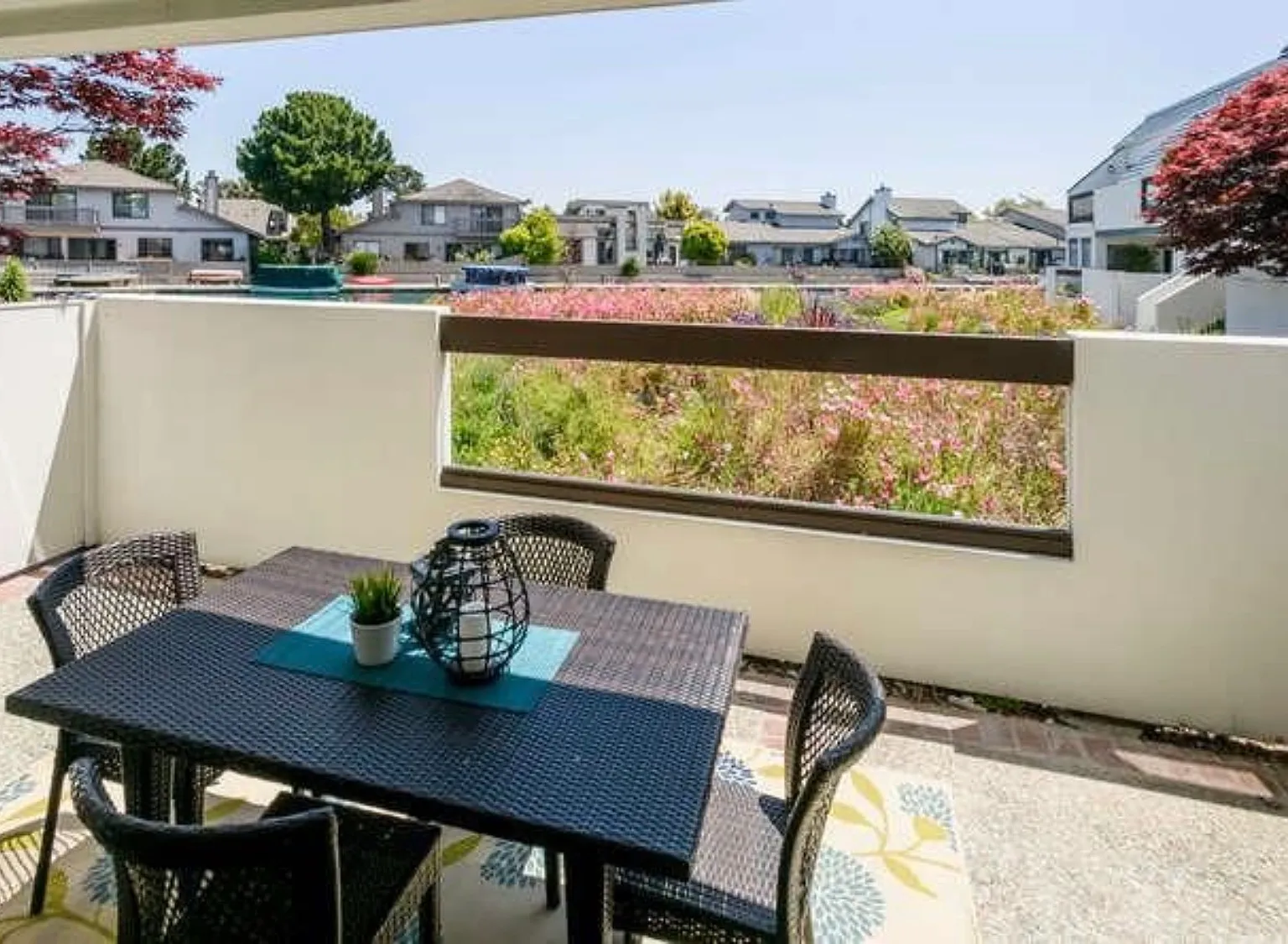 2 bed, 1395 sqft, $5,350 — Photo 4