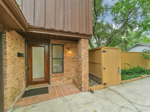 3111 Rockyridge Dr, Houston, TX 77063