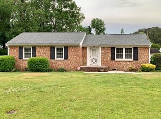 212 Pinewood Dr, Goldsboro, NC 27534