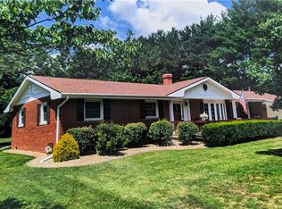 9381 Nees St, Ashmore, IL 61912