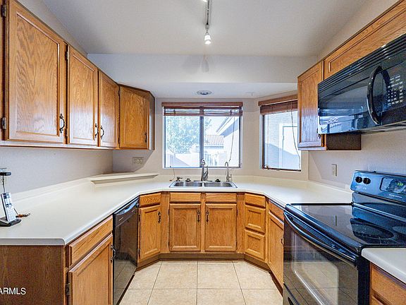 4th image of 3510 E HAMPTON Avenue #120