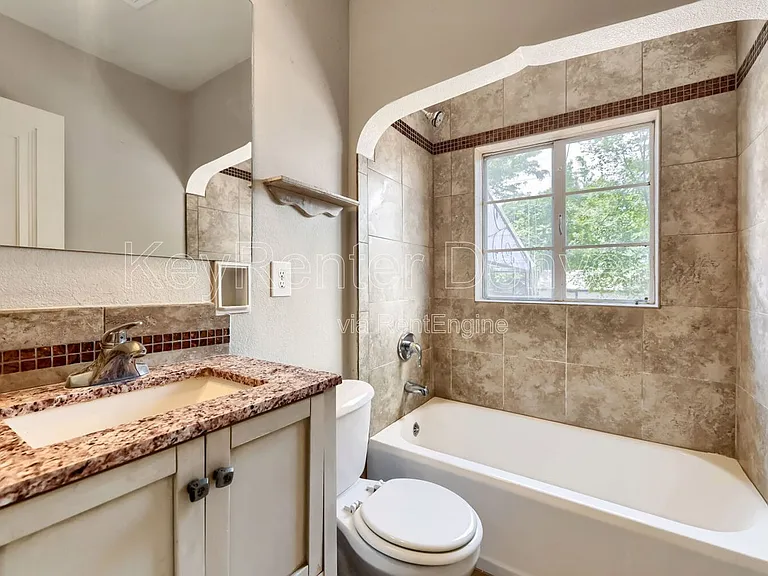 4195 Benton St — Photo 15