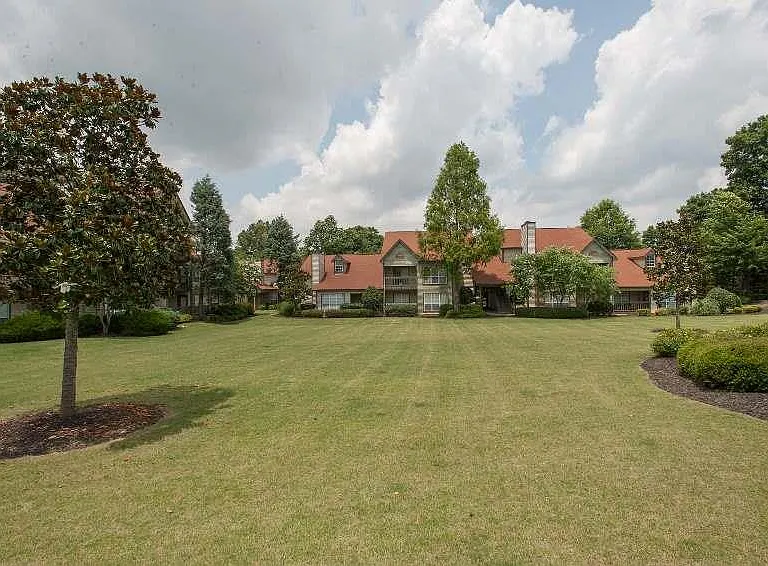 Beautiful Landscaping at Woods of Post House Apartments