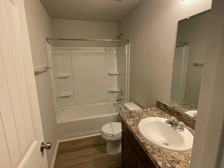 731 Long Cedar Dr — Photo 8