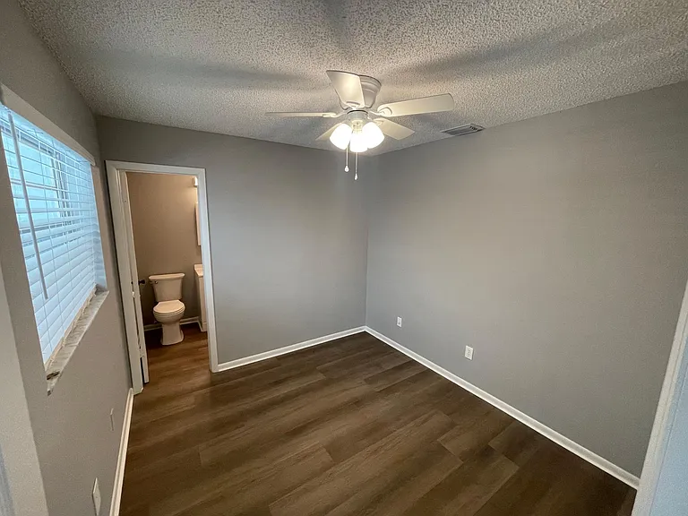 2497 NW Holiday Ct — Photo 4