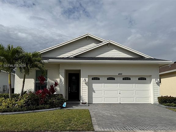 3rd image of 400 SE Mulberry Way