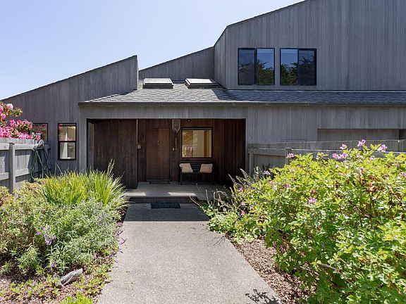 2nd image of 290 Del Mar Point