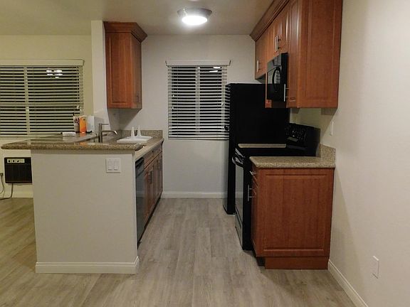 5th image of 3967 Florida St APT 3