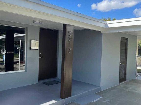5th image of 5317 NE 5th Ave