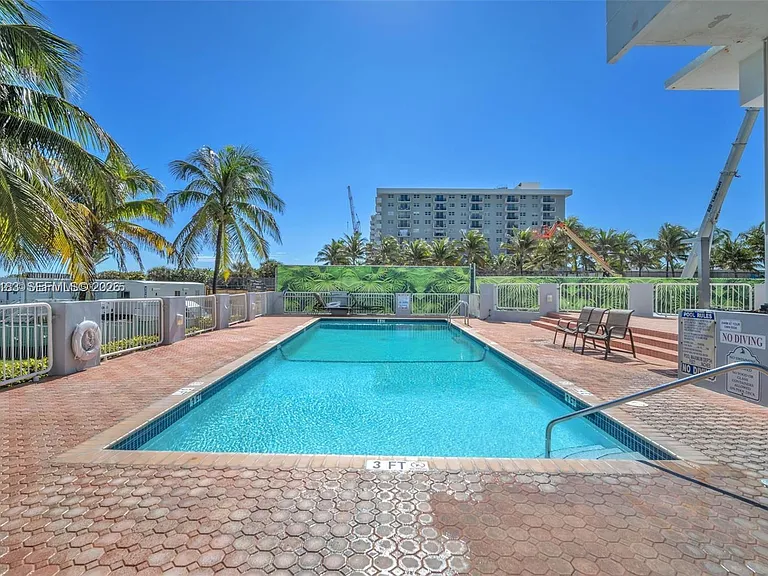 9341 Collins Ave #1006 — Photo 15
