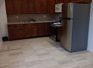 383 Clove Rd #1, Staten Island, NY 10310