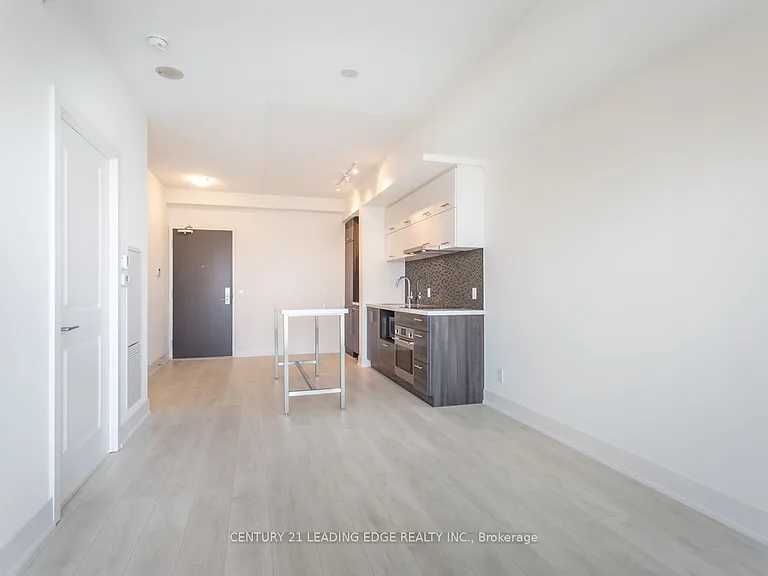 8081 Birchmount Rd #1313 — Photo 8
