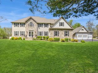 10 Alary Rd, Lagrangeville, NY 12540