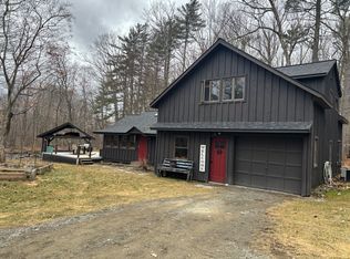 68 Roberson Rd, Shushan, NY 12873