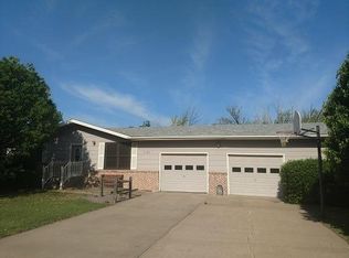 1128 N Brooks St, Russell, KS 67665