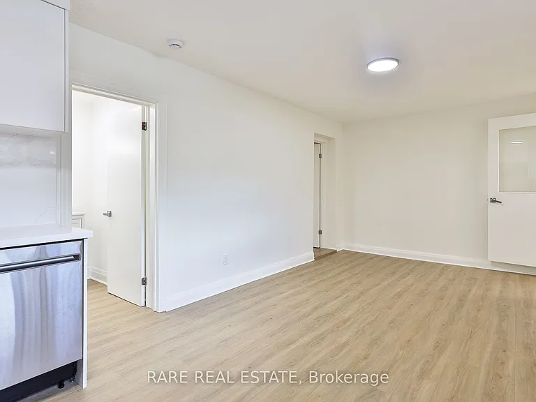 2369 Queen St E #A — Photo 9