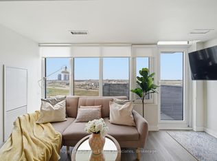 38 Monte Kwinter Ct #807, Toronto, ON M3H 0E2