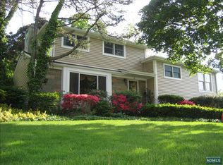 12 Gurney Ter #1X, Fair Lawn, NJ 07410