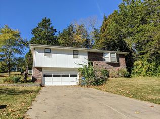 2228 King Arthur Dr, Jefferson City, MO 65101
