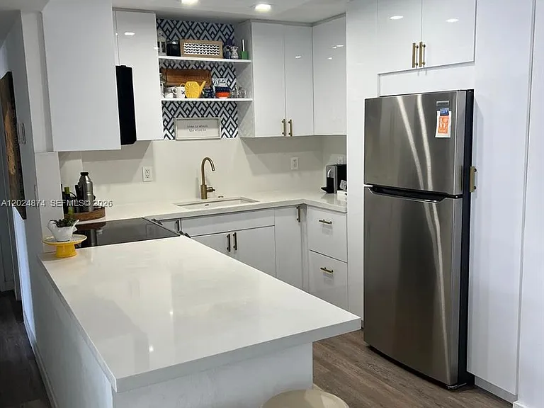 1913 S Ocean Dr #429 — Photo 16