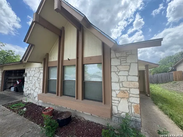 7114 Winter Rdg, Converse, TX 78109