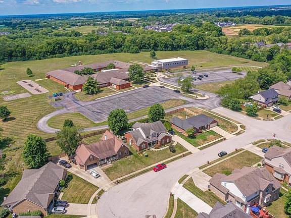 2nd image of 995 E Binderton Pl