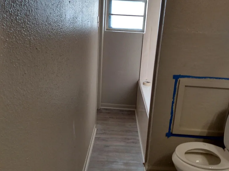 412 Fisher St — Photo 7