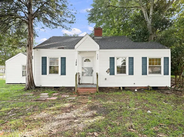 124 Sherwood Road, Jacksonville, NC 28540