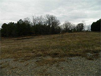 2nd image of 298 Buds Dr
