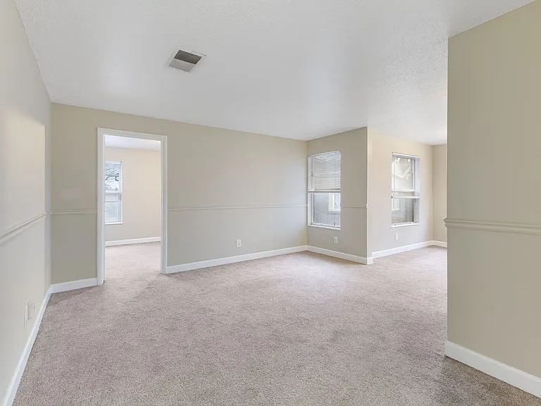 Balsam Avenue Apartments - The Villages — Photo 43