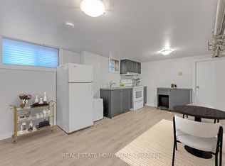 42 Bexhill Ave, Toronto, ON M1L 3B6