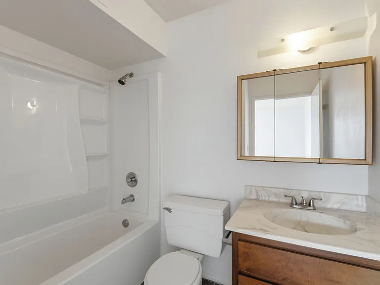 1107 N July Cir — Photo 18
