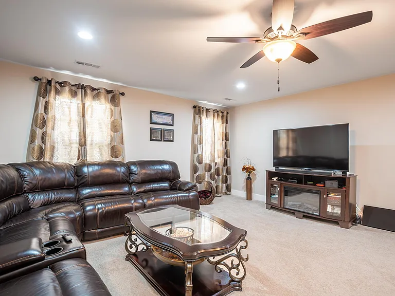 943 Beamon Dr — Photo 30