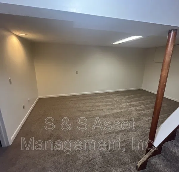 8586 Old M #78 — Photo 22
