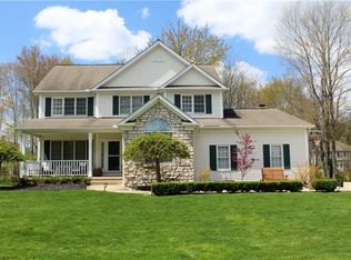 515 Walnut Ridge Trl, Aurora, OH 44202